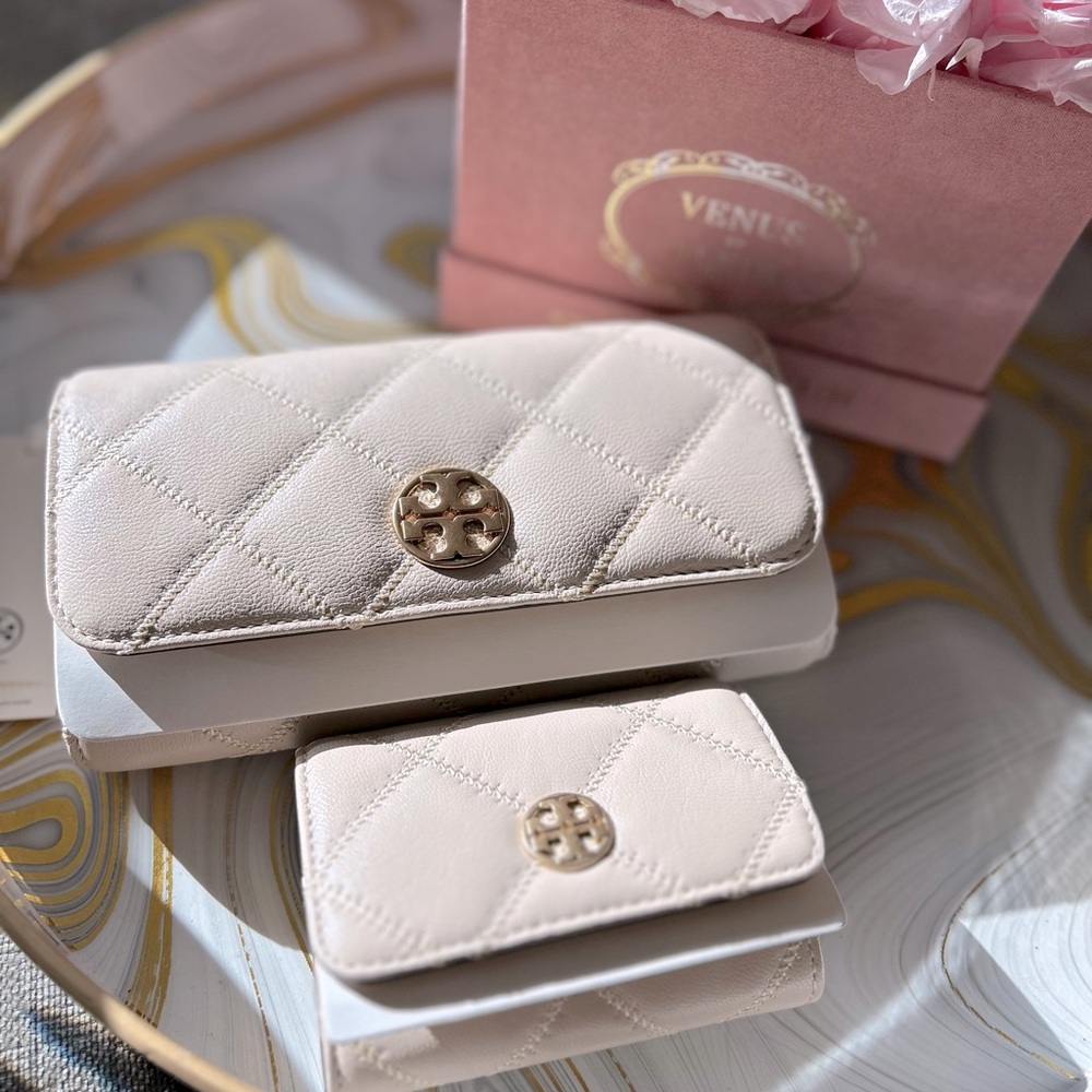 NWT - Tory Burch Willa Chain Wallet - Brie